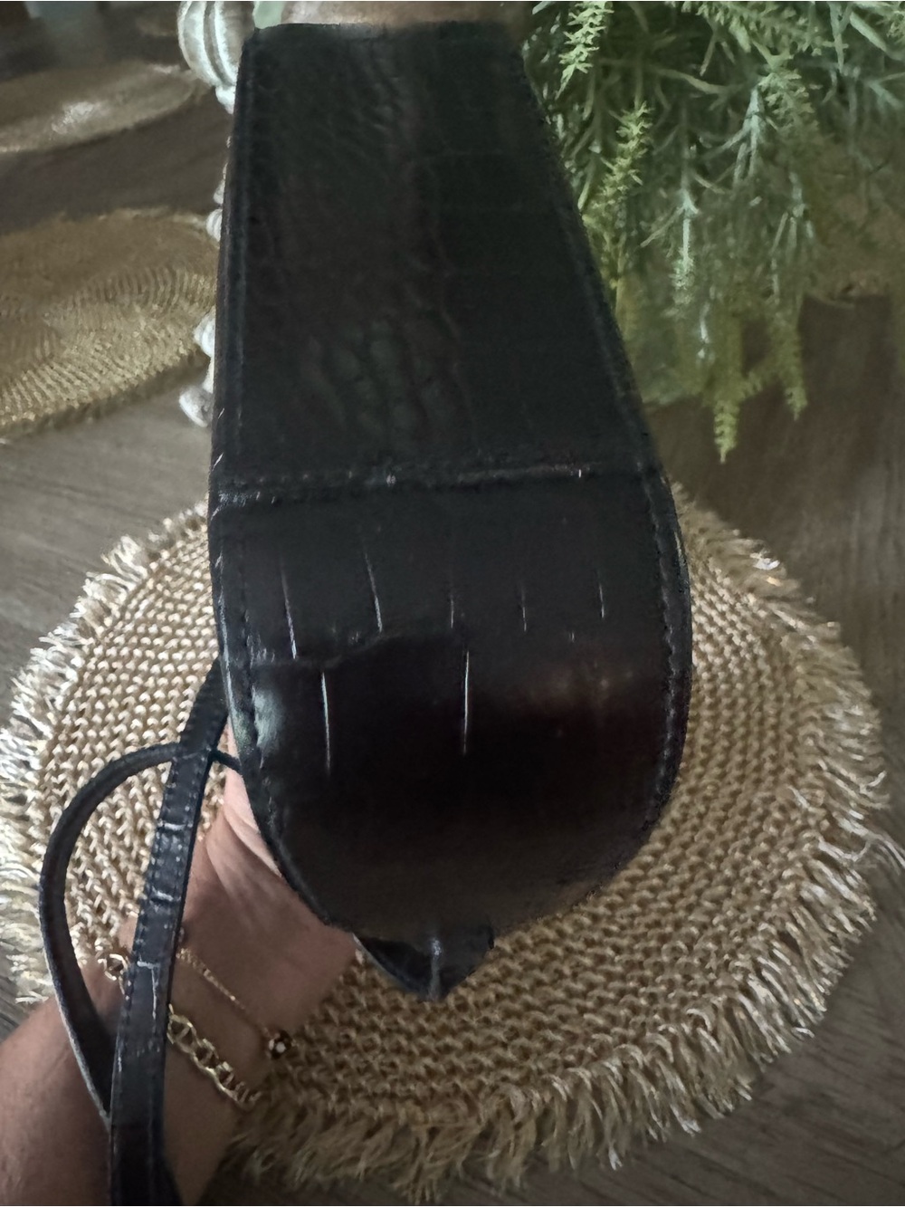 Ralph Lauren NWOT Black Croc-Embossed Leather Crossbody - Picture 5 of 8